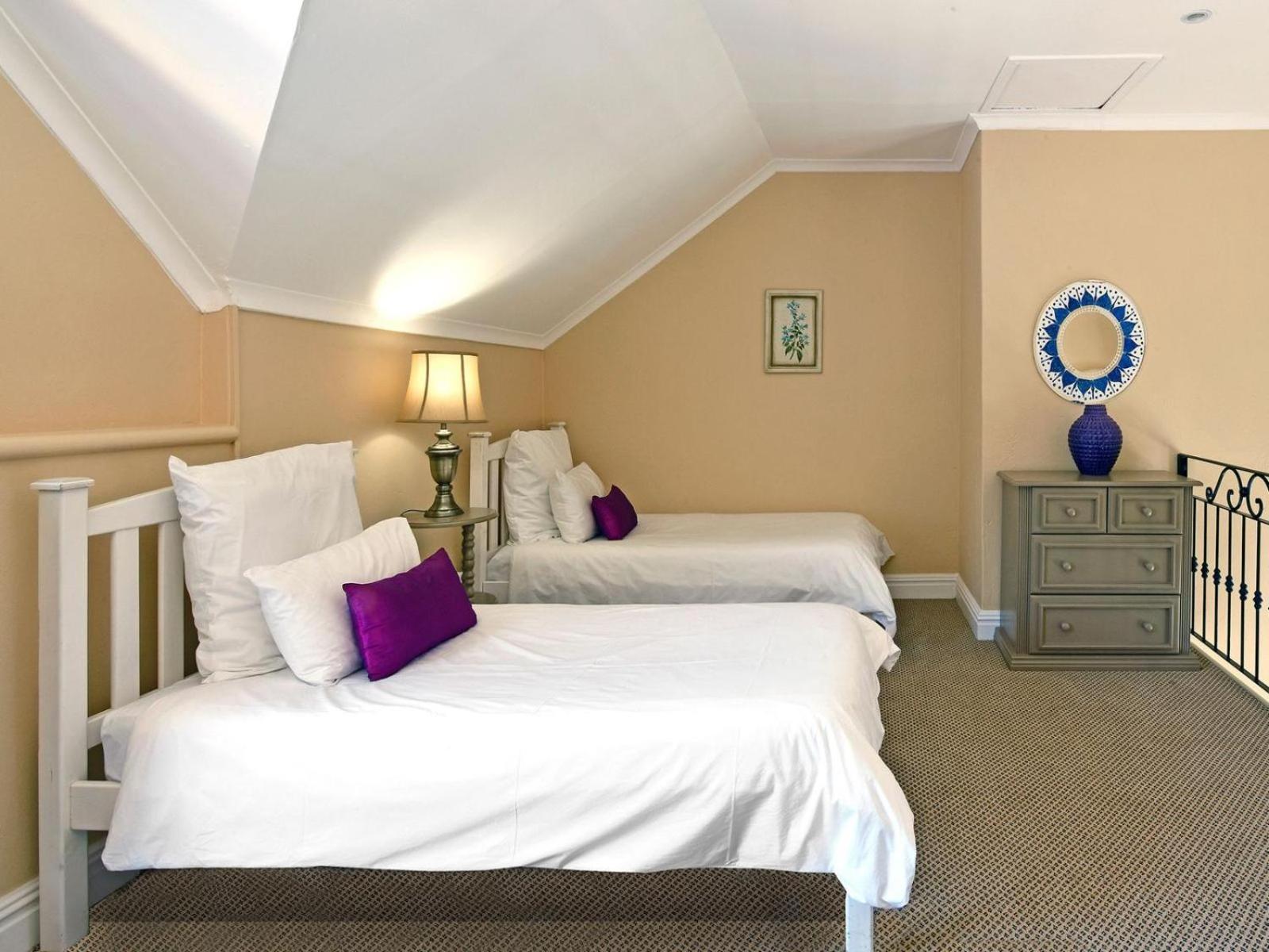 Auberge La Dauphine Guest House ฟรันเชิค ภายนอก รูปภาพ