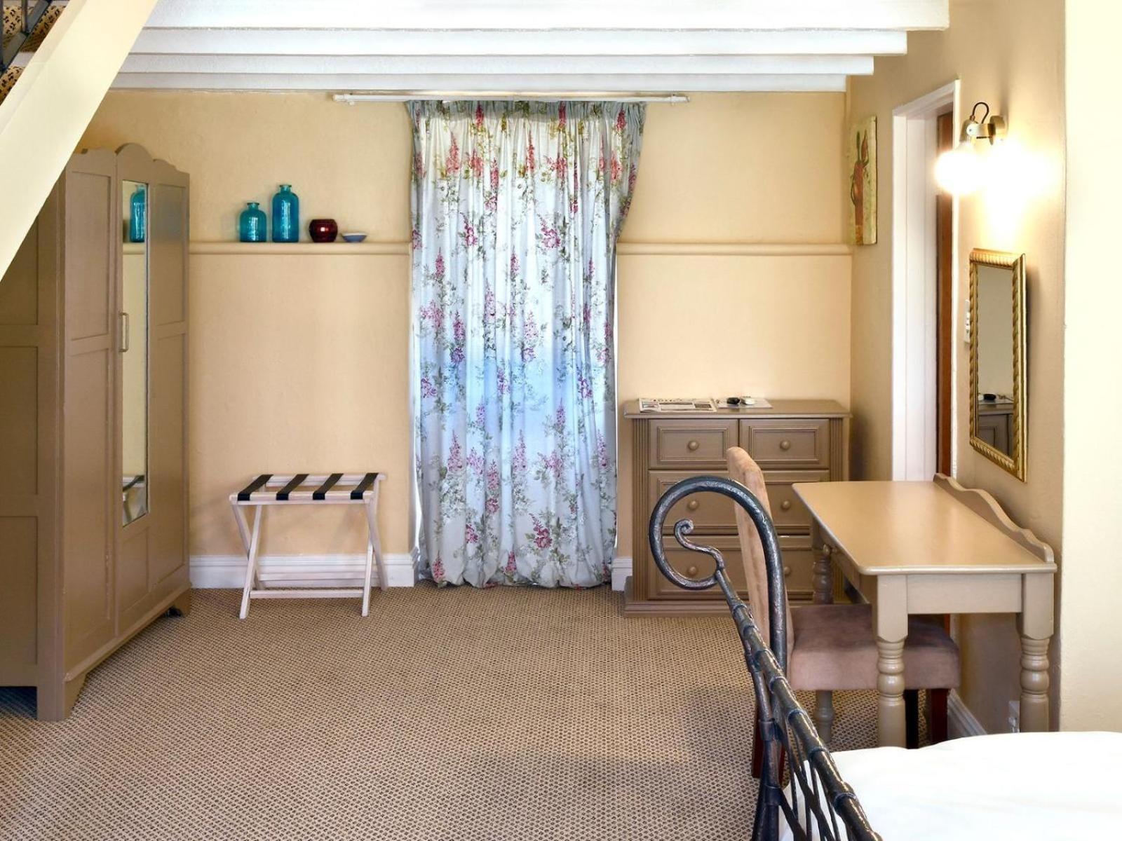 Auberge La Dauphine Guest House ฟรันเชิค ภายนอก รูปภาพ